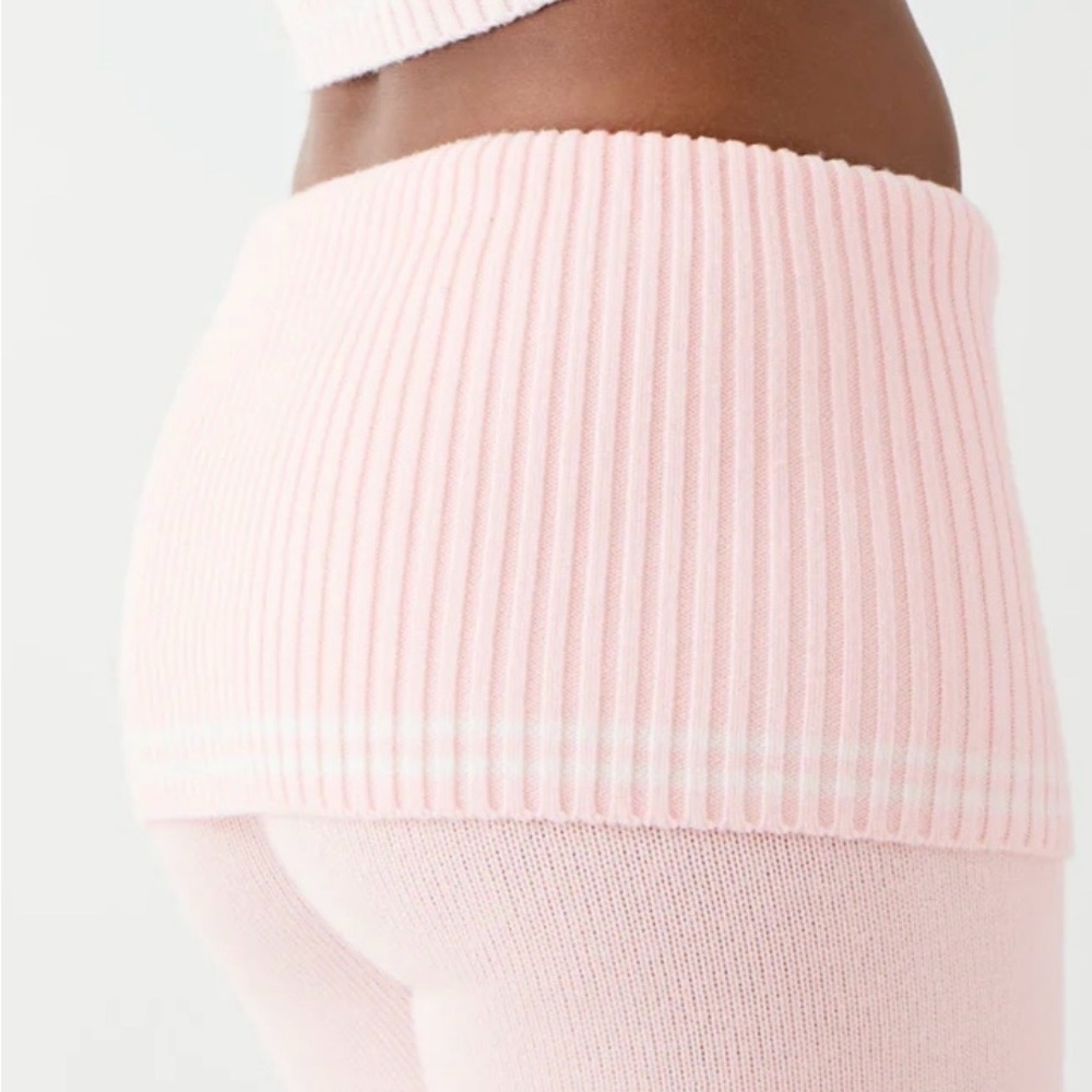 Frankie's Bikinis Aimee fold over knit Pants
Worn once too big for me!